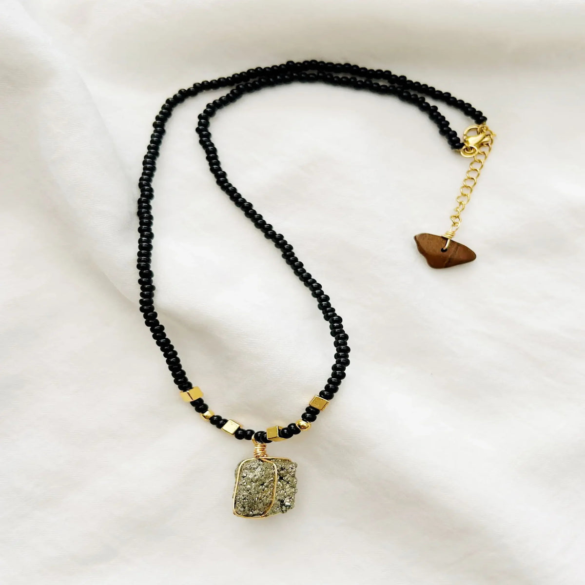 Collar Abundancia Pirita
