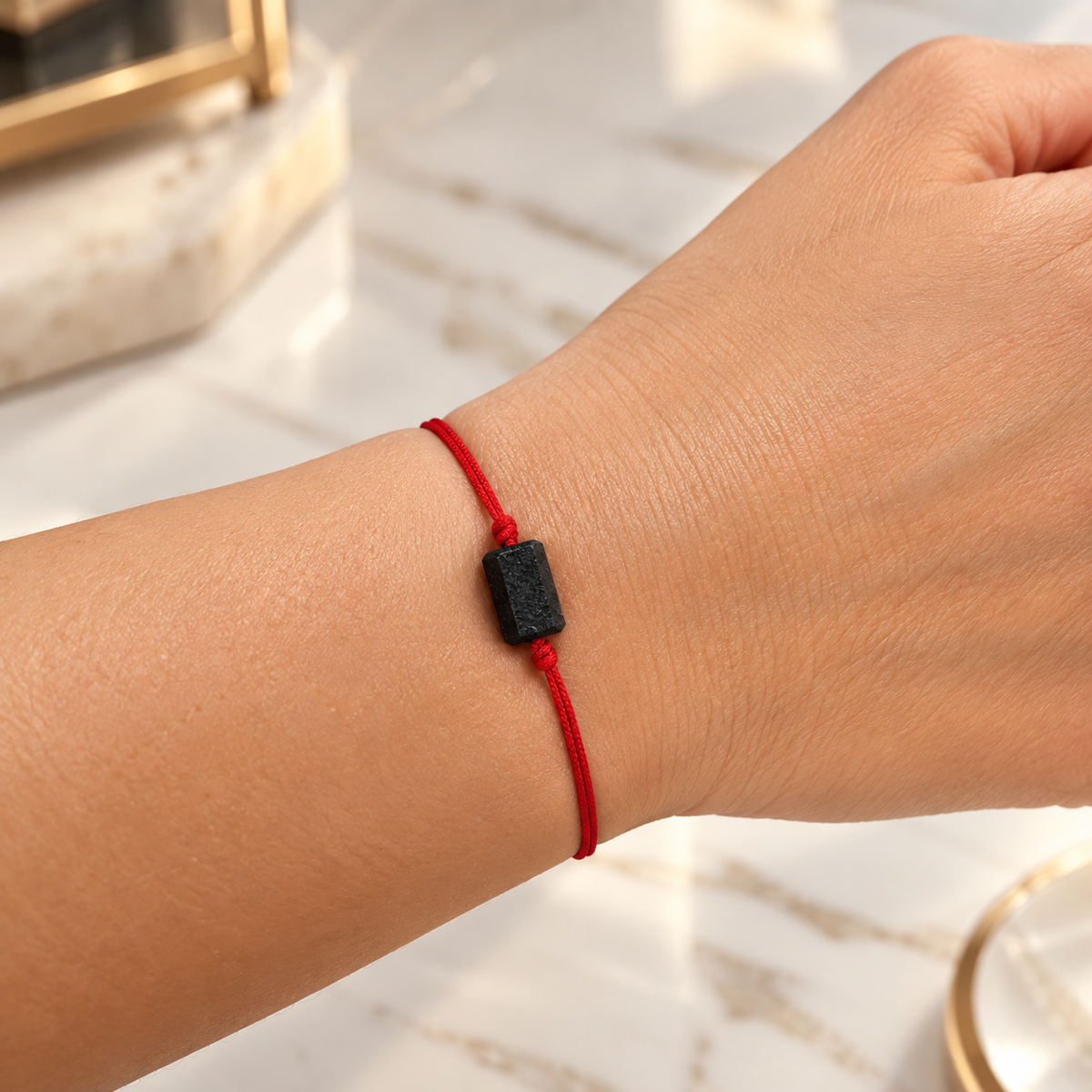 Pulsera Protección Turmalina Hilo Rojo