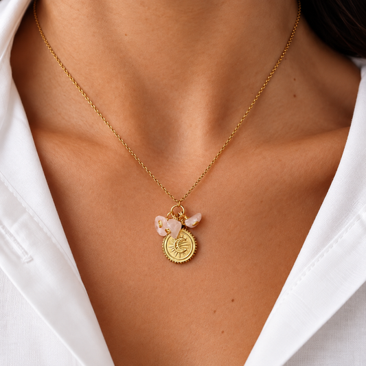 Collar Intuición y Amor con cuarzo rosado natural y dije de luna